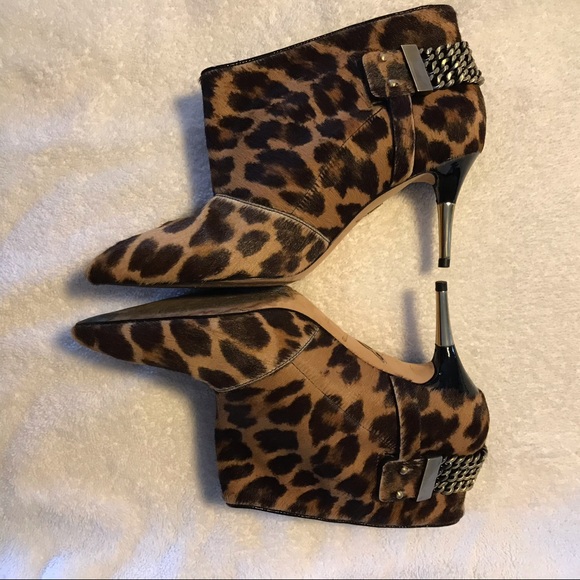 Brian Atwood booties leopard calf hair w/ chains - Picture 4 of 9